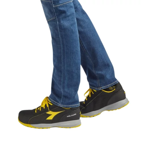 DIADORA UTILITY GLOVE MDS LOW S3S FO HRO SR munkavédelmi cipő