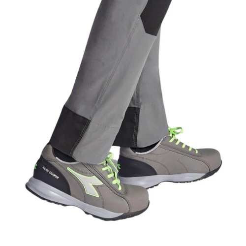 DIADORA UTILITY GLOVE MDS LOW S3S FO HRO SR munkavédelmi cipő
